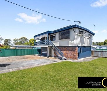 Highset home with bonus kitchenette and teenagers retreat under! - Photo 1