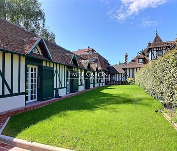 Magnifiques anciennes écuries de Deauville entièrement rénovées - Jardin - Possibilité de stationnement - Photo 1