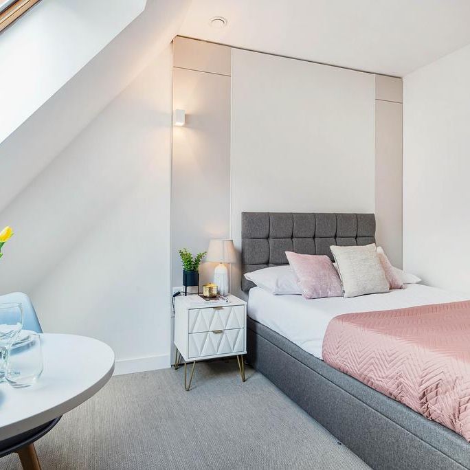 Studio to rent - Photo 1