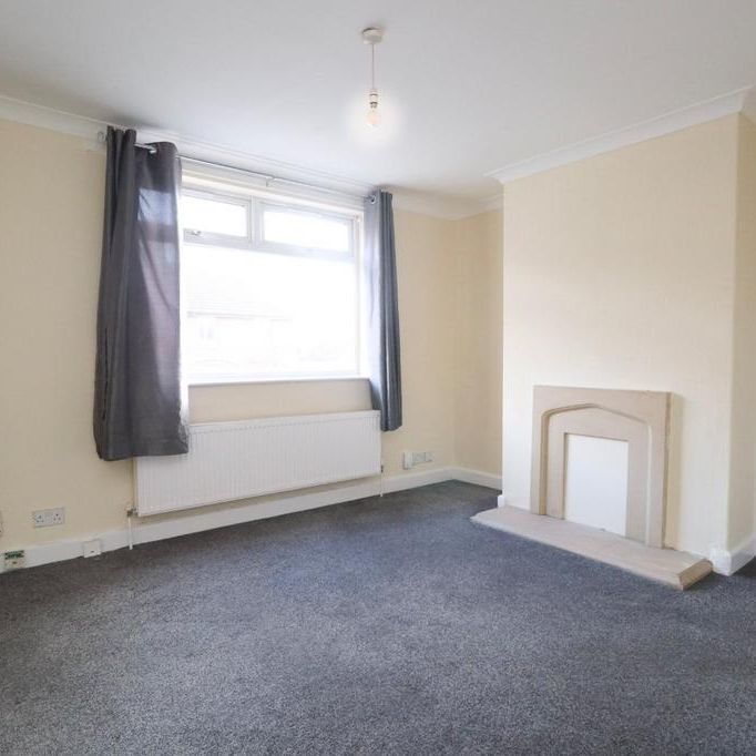 2 bedroom end of terrace house to rent - Photo 1