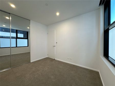 1307/408 Spencer Street - Photo 4