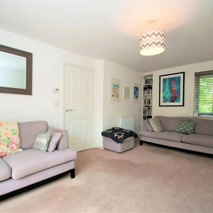5 bedroom detached house to rent - Photo 1