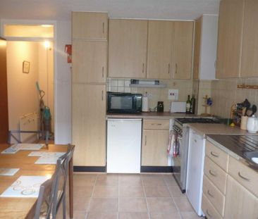 4 bedroom private hall to rent - Photo 5