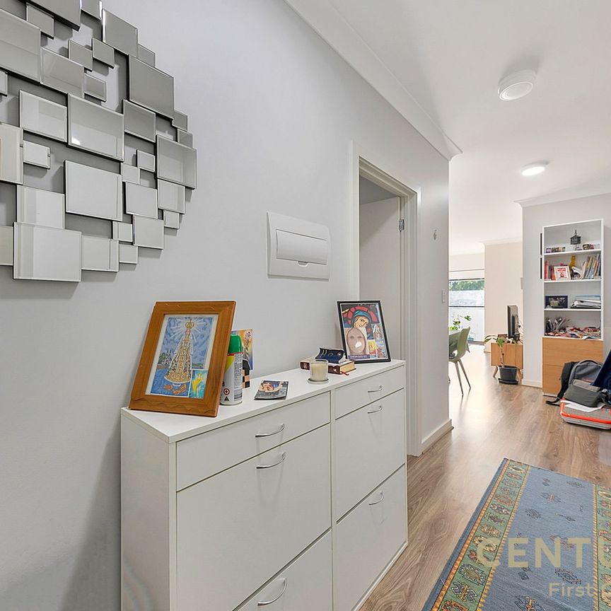 Executive Modern Apartment | Secured Building | Great Location - Photo 1