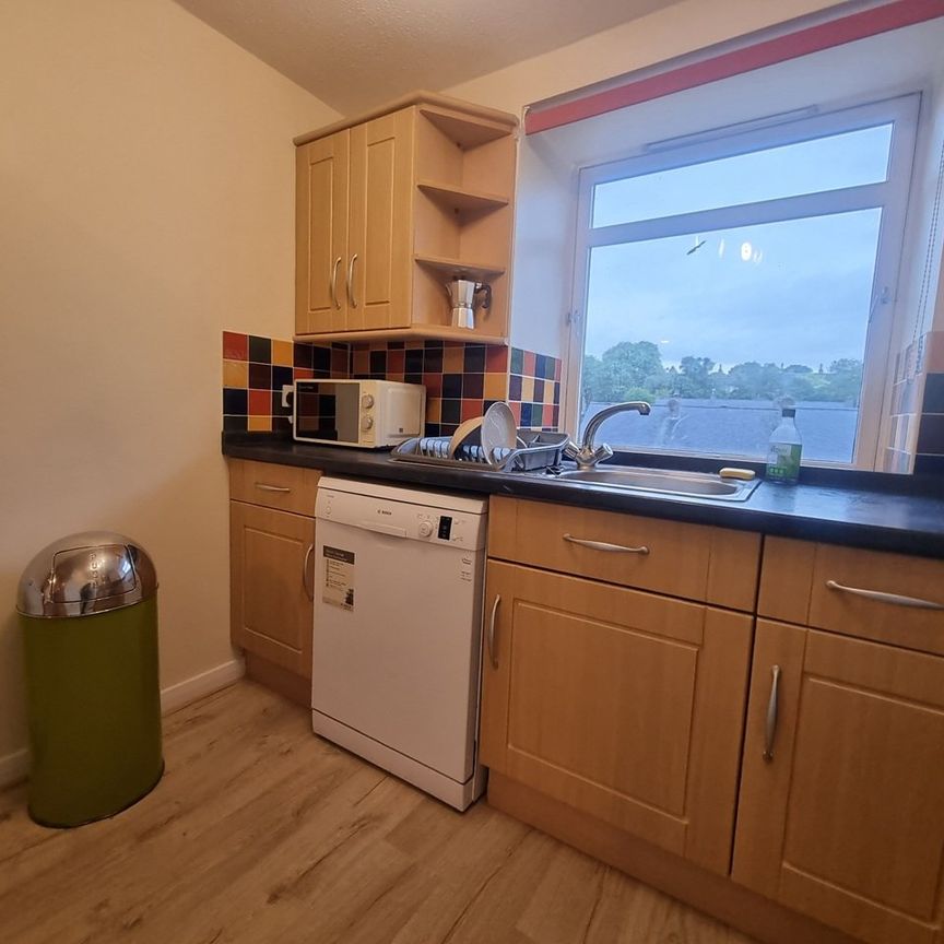 2 Bed Flat, Whitehall Place, AB25 - Photo 1