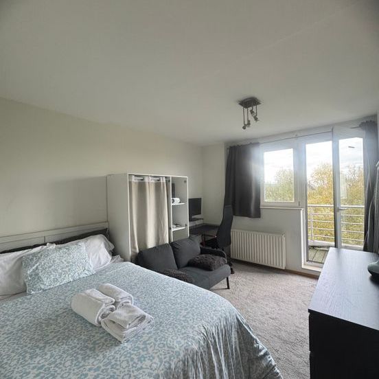 Appartement te huur - Photo 1