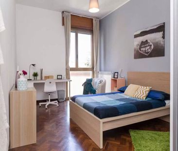 Viale Giovanni Vicini, Bologna, Emilia-Romagna 40134 - Photo 2