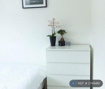 4 bedroom terraced house to rent - Photo 6