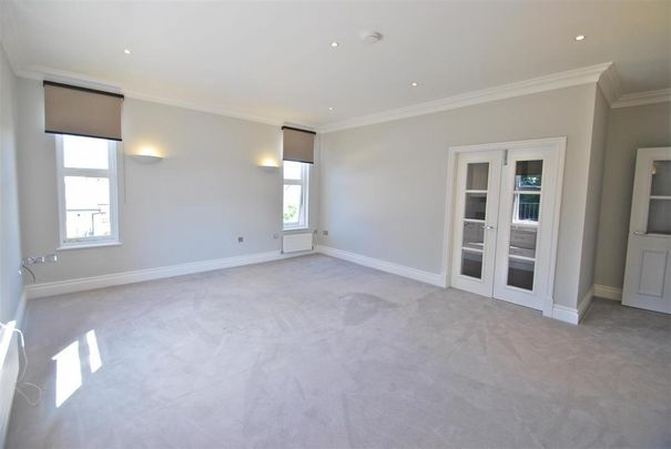 2 bedroom duplex to rent - Photo 1