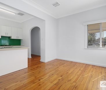 1032 Mate Street - Photo 4