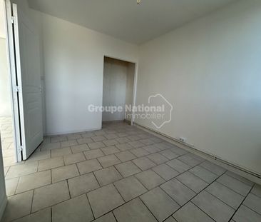 SALON DE PROVENCE : appartement de 4 pièces (72 m²) en location, - Photo 5