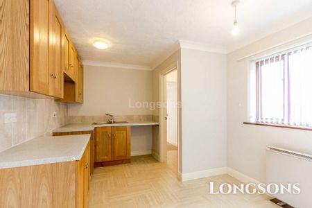 2 bedroom flat to rent - Photo 3