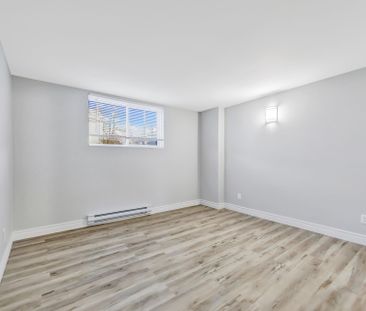 For Lease - 308 Prospect Street Unit# 3, Newmarket, Ontario - Photo 4