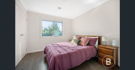 Immaculate 3 Bedroom Home - Photo 5