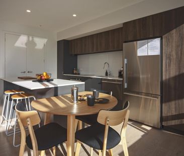 Third floor resort style apartment - Photo 4