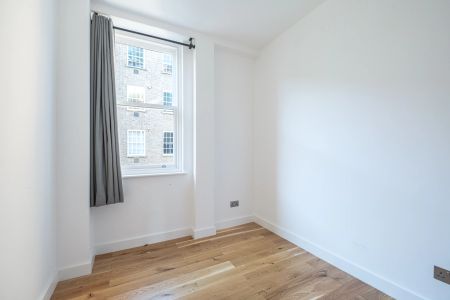 Walpole Street, London, SW3 - Photo 5