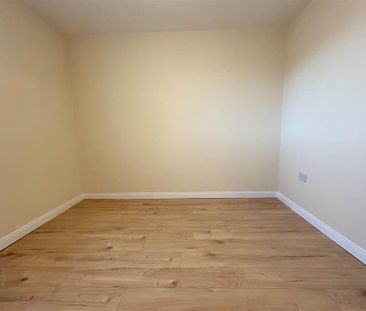 9a Hawthorne Drive, Bangor, BT20 3LN - Photo 3