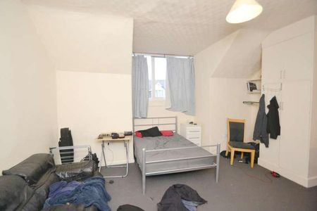 Curzon Avenue, Victoria Park, Manchester, M14 - Photo 4