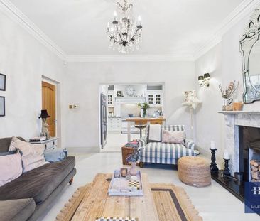 5 bedroom detached house to rent - Photo 1