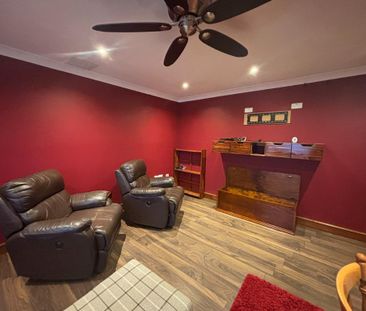 2 bedroom bungalow to rent - Photo 1