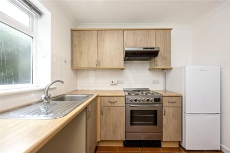 1 bedroom flat to rent - Photo 4
