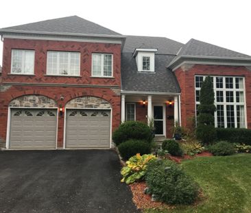 For Lease - 979 Creebridge Crescent, Newmarket, Ontario - Photo 1