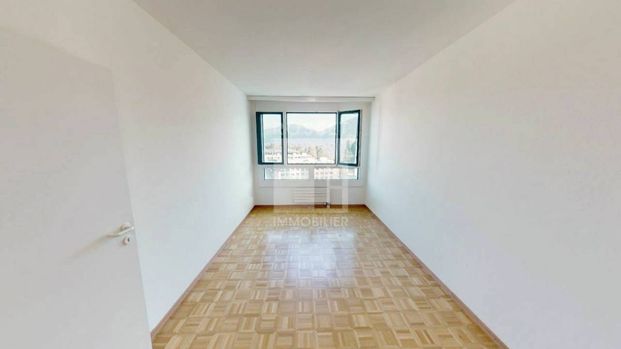 BEL APPARTEMENT DE 8 PIÈCES TRIPLEX ATTIQUE ! - Photo 1