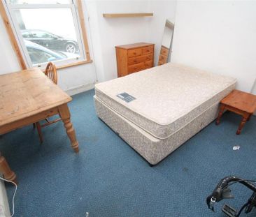 5 bedroom terraced house to rent - Photo 4