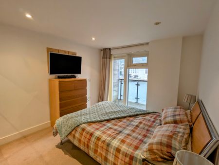 Altamar, Kings Road, Swansea, Marina, SA1 8PY - Photo 3