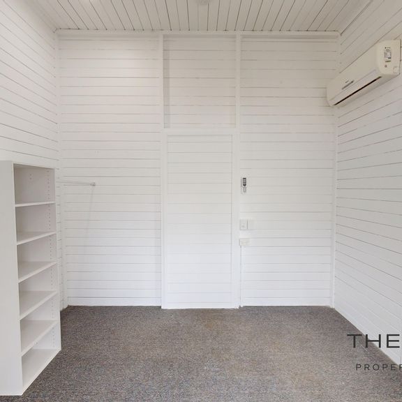 Two x1-Bedroom Units, Low-Maintenance & Central Location - Photo 1