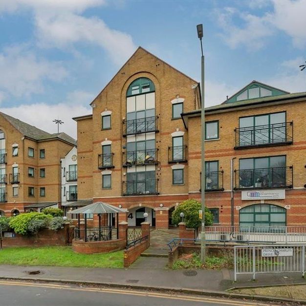 Brent Cross Gardens - Photo 2