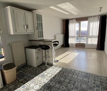 Location Appartement 3 pièces 71m² ST JEAN DE BRAYE 45800 - Photo 2