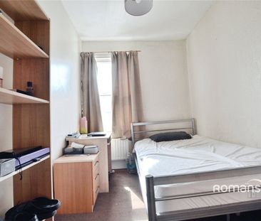Mill Avenue, Uxbridge, UB8 - Photo 1