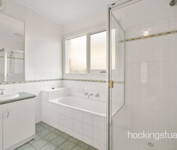 Luxurious villa in a prime location - Photo 4