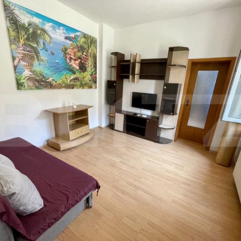 Apartament la curte, 2 camere, CT, AC, zona Facultatea de Me - Photo 1