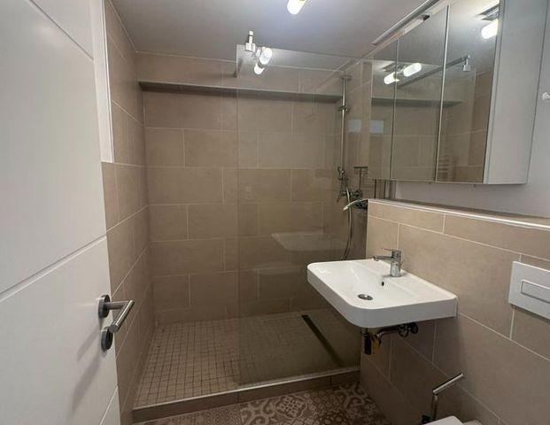 Apartment in Dreifamilienhaus - mit neuem Bad - Foto 1