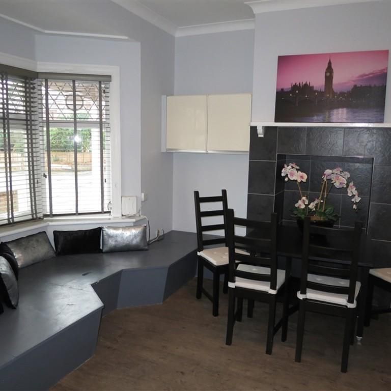 7 bedroom detached house to rent - Photo 1