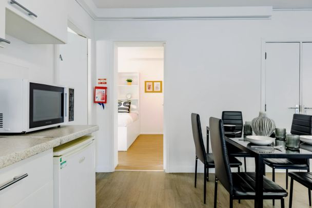 Terraced 1 Bed Apartment - Photo 1