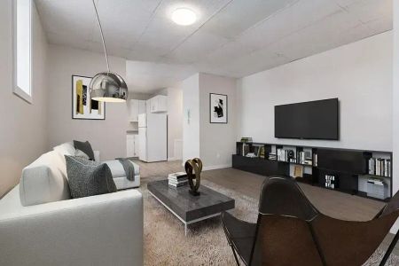 1 Bedroom - Photo 4