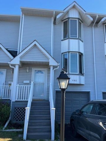 882 Winchester Lane - 2 bed, 2.5 bath, ALL INCLUSIVE! - Photo 5