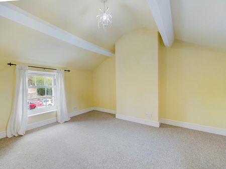 2 bedroom semi-detached house to rent - Photo 4