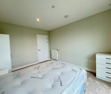 2 Bed Flat, Astell Road, SE3 - Photo 6