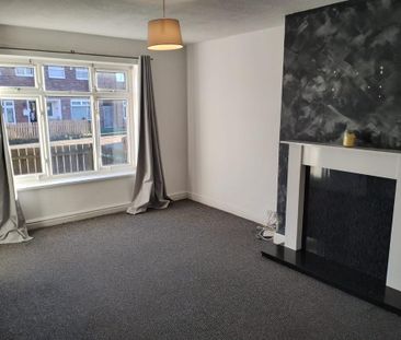 3 bedroom terraced house to rent - Photo 4