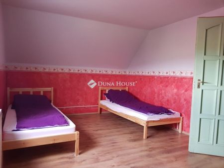 Kiadó jó állapotú lakás - Kecskemét - Photo 2