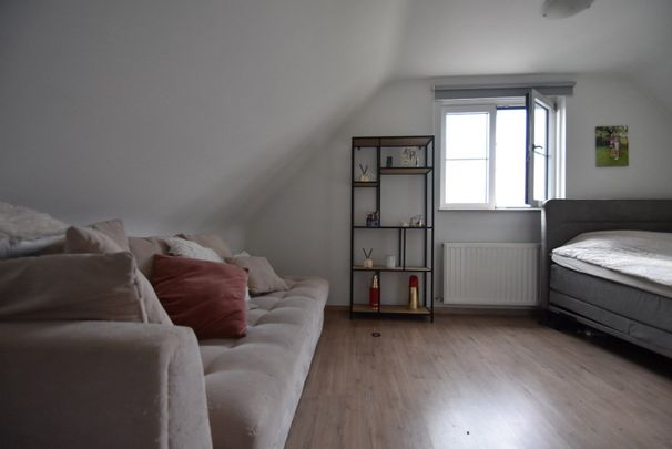 Ruim en luchtig Duplex appartement - 130 m² - met 3 slpk, bureauruimte, 2 terrassen en garage te Munsterbilzen - Photo 1