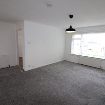 Raillies Avenue, Largs - Photo 1