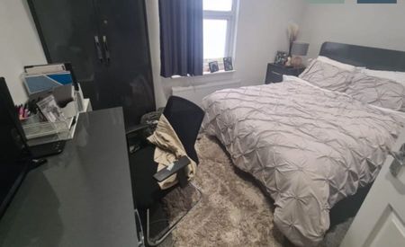 6 Bed - 62 Harold Terrace, Hyde Park, Leeds - LS6 1LD - Student - Photo 3