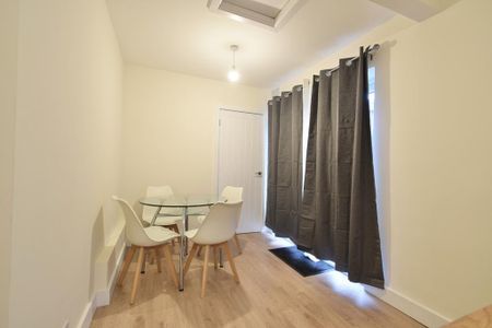 3 bedroom bungalow to rent - Photo 2