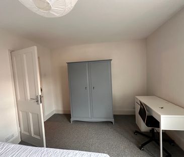 4 bedroom house - Photo 4