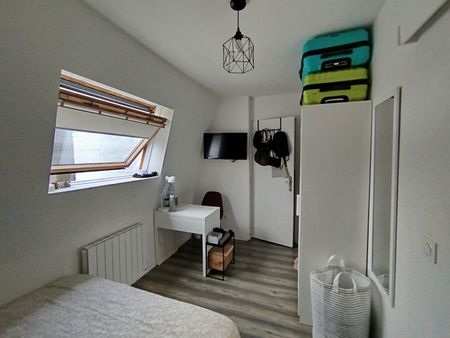 Location Appartement 1 pièce 11m² LILLE 59000 - Photo 2